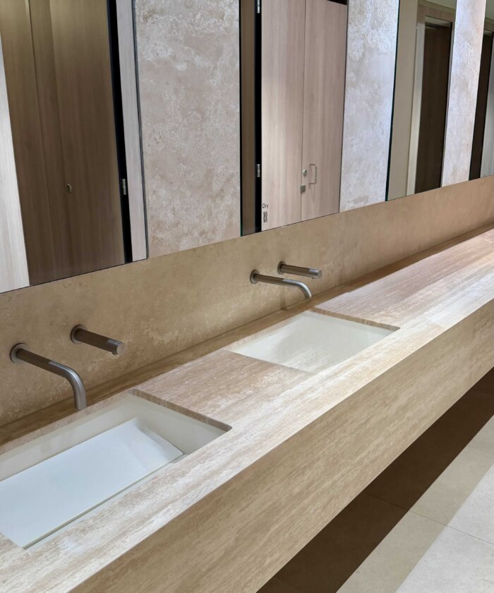 Alternative view of Travertine Veincut 20mm 2807 (New)